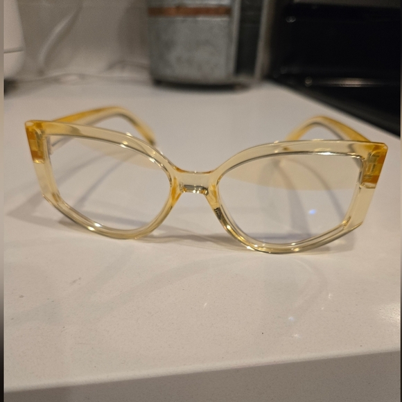 Book Club Bite Done Her 51mm Blue Light Blocking Reading Glasses InCrystal Lemon - Picture 6 of 6